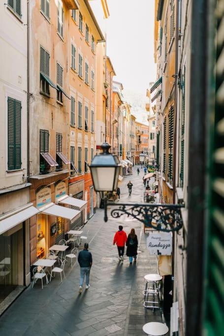 Casa Nel Cuore Della Citta Rapallo Exterior foto